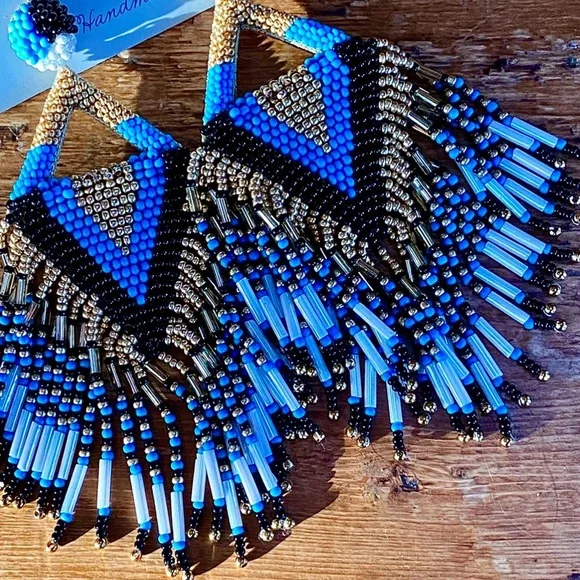 🌺🎉HP🎉🌺 NWT Deepa Gurnani Luxe Beaded Diamond Chandeliers - Picture 10 of 16